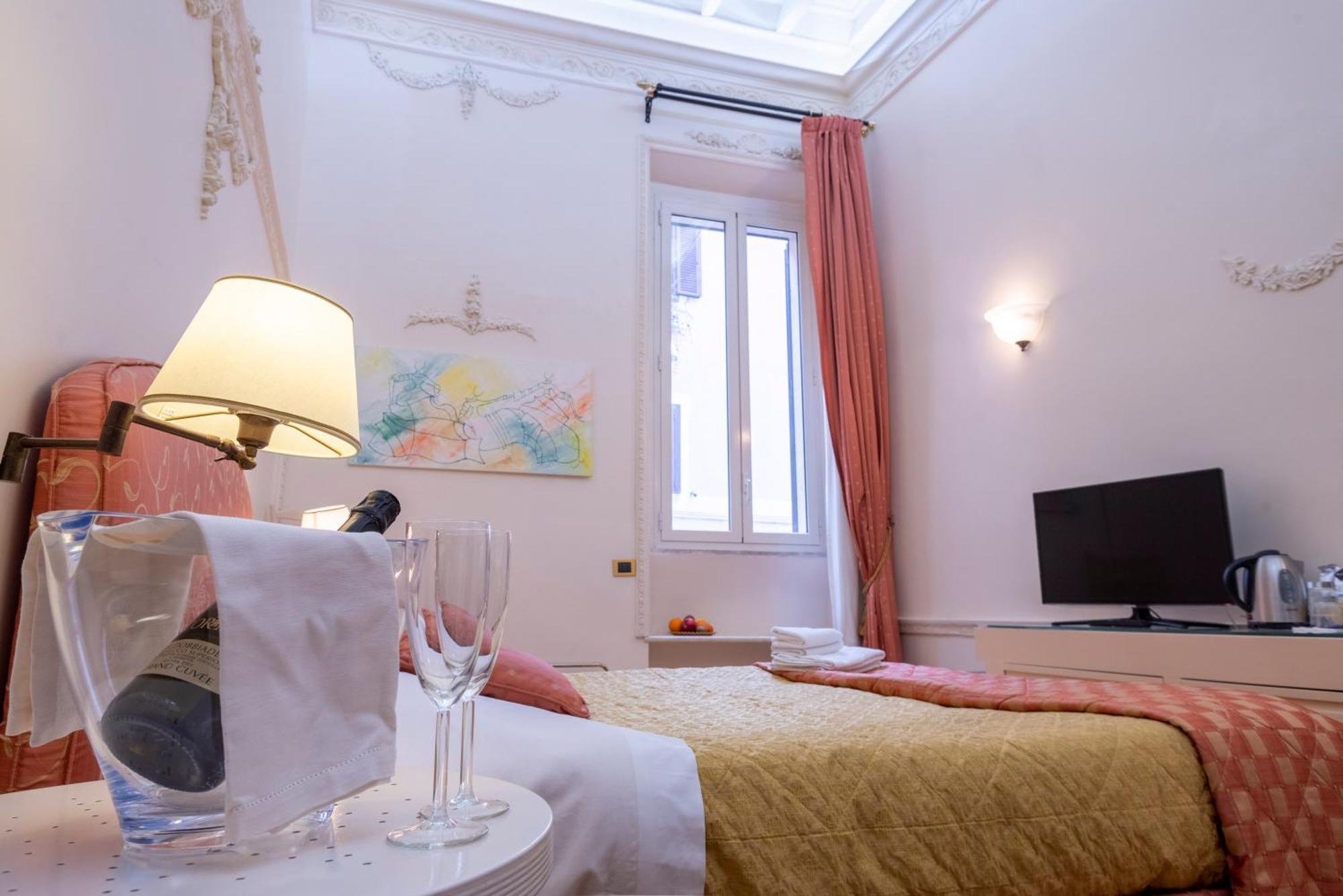 Suites Roma Ngoại thất bức ảnh